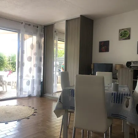 Cyprien - T2 Rdc 4p Avec Piscine, Proche Et Port, Parking Prive, Animaux Admis - Fr-1-793-7 Apartmán